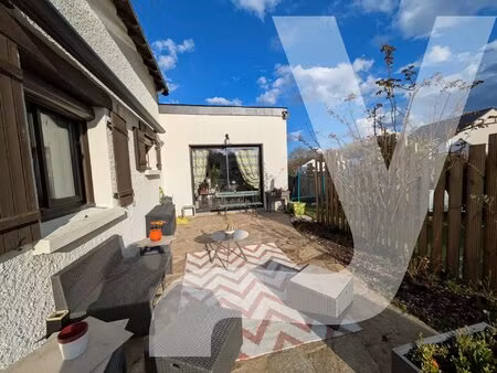 grande maison t8 de 200 m² à treillières (5 chambres)