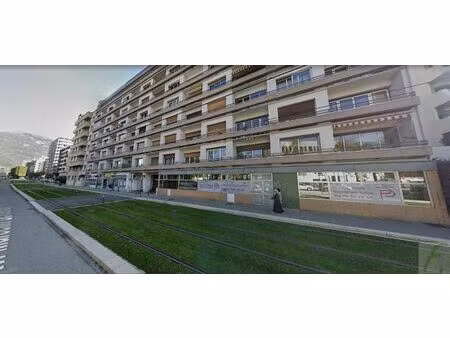 location commerce 193 m² à grenoble (38000)