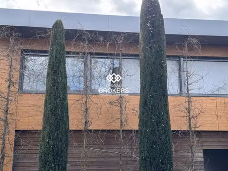 très beaux bureaux à sainte foy les lyon