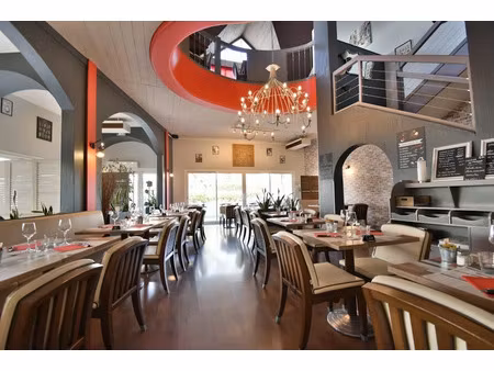 vente locaux professionnels 374 m² à carnac (56340)  423 500 €