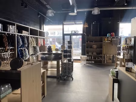 location locaux professionnels 120 m² à joinville-le-pont (94340)  4 280 €