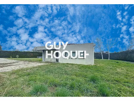 villa plain pied 2 chs + bureau et 823 m² de terrain - 71570 la chapelle de guinchay