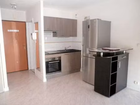location appartement t1 à saint-barthélemy-d'anjou (49124) : à louer t1 / 30m² saint-barth