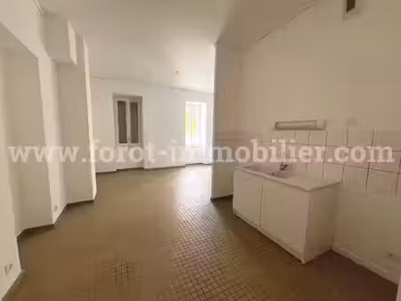 location appartement 1 pièce 33 m² à dornas (07160)