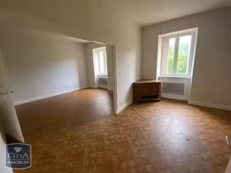 immeuble à vendre 300 m² - saint-martin-d'estréaux (42) - 68 000€