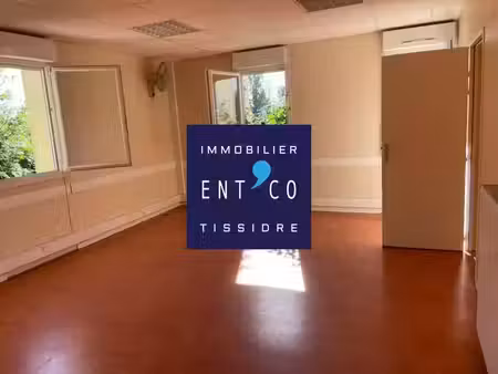 location bureau 254 m² à agen (47000)