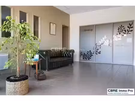 location bureau cissé 200 m²