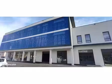 bureaux 168 m² vaulx milieu