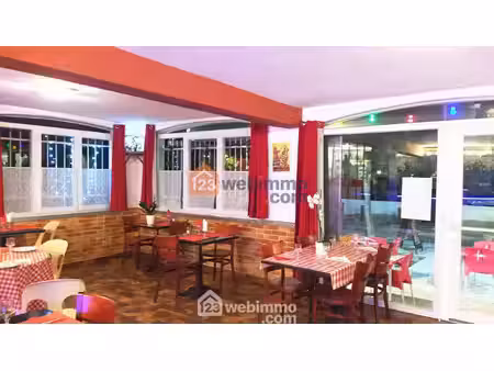 vente commerce 1 pièce 75 m² saintes-maries-de-la-mer (13460)
