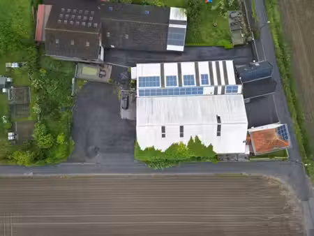 entrepôt avec habitation