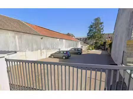 location stationnement  8 m² t- à brive-la-gaillarde  39 €