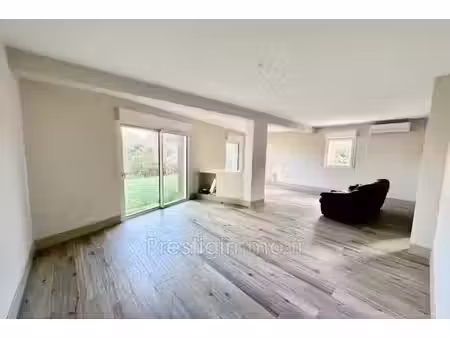 location locaux professionnels 0 pièces 99.45 m² à le rouret (06650)  1 525 €