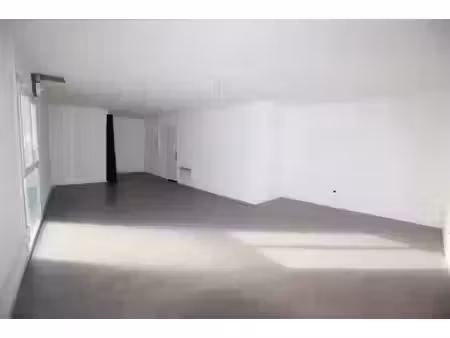 location locaux professionnels 0 pièces 40 m² à ollioules (83190)  590 €