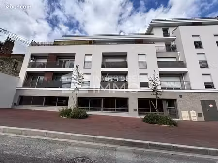 local commercial 158 m²