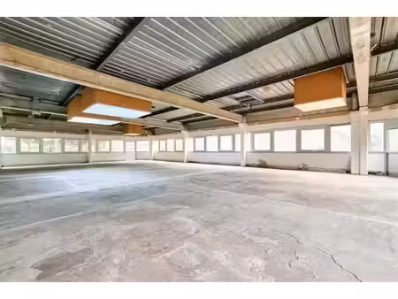 location locaux professionnels 2306 m² à saint-cloud (92210)  57 762 €