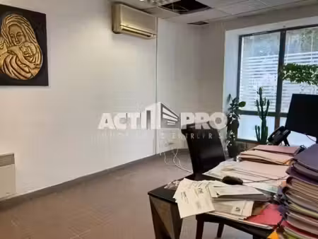 location local commercial saint-paul-de-fenouillet 66220 - - surface privée