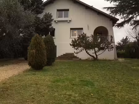 location maison 6 pièces 200 m² à caluire-et-cuire (69300)