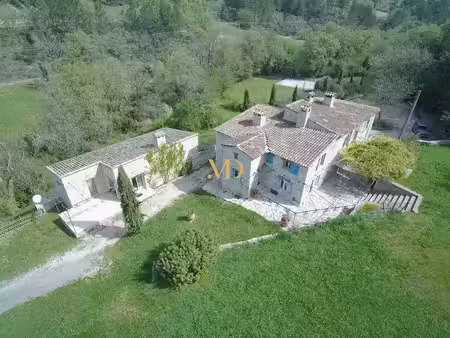 vente propriété 11 pièces 500 m² à caseneuve (84750)  1 799 000 €