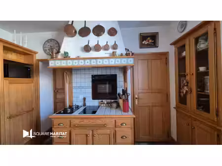 maison jallais 8 pièce(s) 206 m2