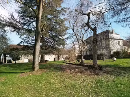 vente propriété 11 pièces 415 m² à la chapelle-aux-saints (19120)  769 600 €