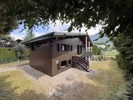 vente maison 8 pièces 255 m² à les carroz d'araches (74300)  920 000 €