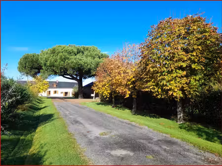 maumusson 9 pièces 261 m2 maisons 5 chambres 2 4 hectare