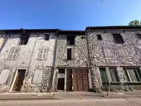 vente maison de village mayres 07330 - - surface privée