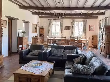 propriété 7 pièces 248 m²