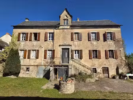vente maison 8 pièces 238 m² prévinquières (12350)