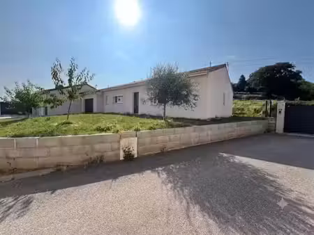 vente maison 4 pièces 109 m² à saint-barthélemy-de-vals (26240)  249 000 €