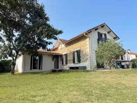 vente maison 5 pièces 137 m² lucbardez-et-bargues (40090)