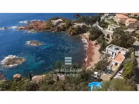 villa de 8 pièces de luxe en location saint-raphaël  provence-alpes-côte d'azur