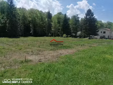 terrain 3002 m² bénaix