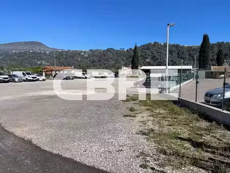 location terrain gattieres 4 000 m²