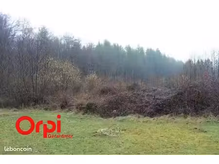 terrain 5 686 m² la cote