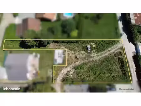 terrain 996 m² messery