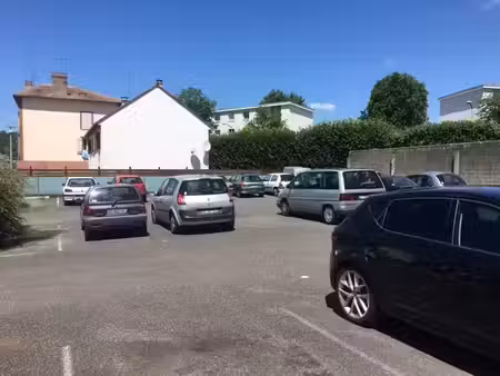vente terrain 701 m² à montereau-fault-yonne (77130)  230 000 €