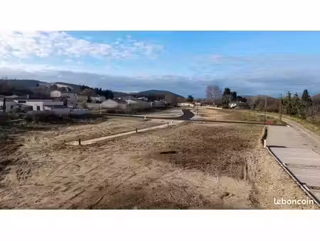 terrain 310 m² puygiron