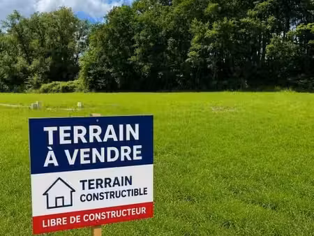 terrain 682 m² cauneille