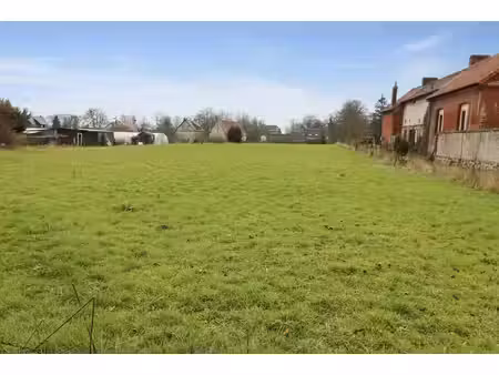 vente terrain  2408.00m²  le mesnil