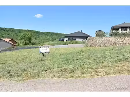 terrain 847 m² villecey sur mad