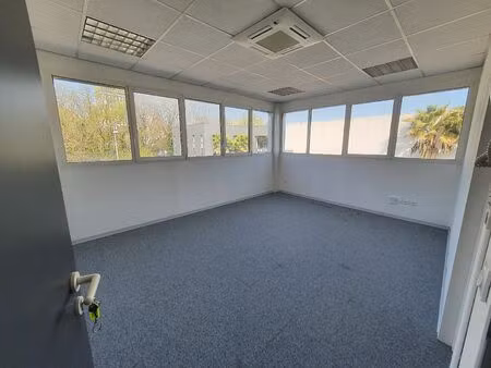location bureau 16 m² à montpellier (34080)