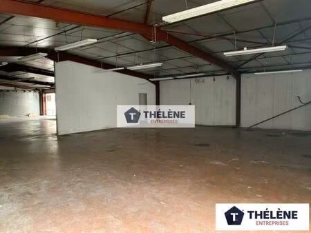 location commerce 350 m² à lunel (34400)