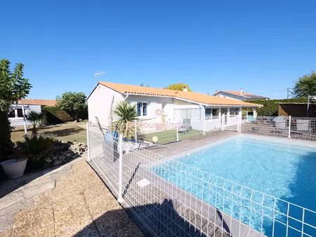 vente maison 4 pièces 122 m² à lamarque (33460)  304 000 €