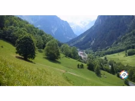 terrain constructible de 700 m² viabilisé