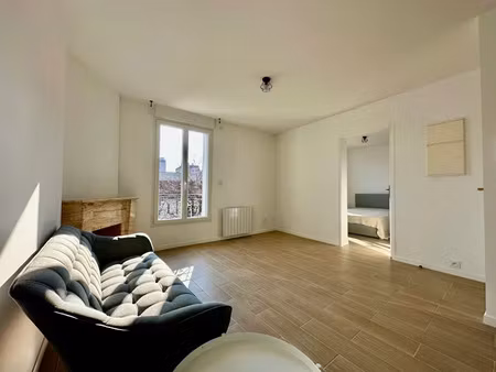 location meublée appartement 2 pièces 52 m² à nanterre (92000)  1 490 €