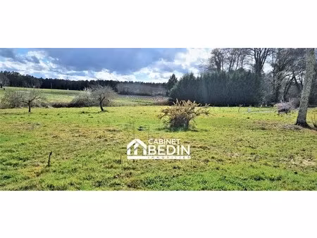 terrain 1162 m²
