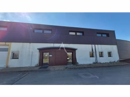 vente locaux professionnels 7 pièces 75 m² à les gonds (17100)  139 100 €