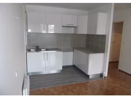 vente appartement 2 pièces 31 m² digne-les-bains (04000)