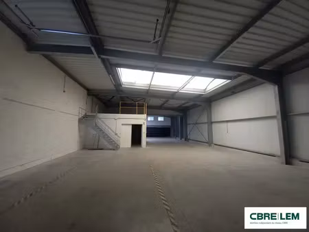 local d'activite - entrepot a louer